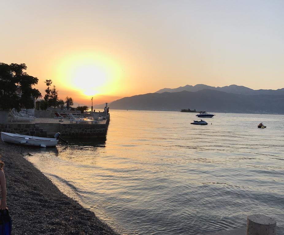 Franovic Apartments Tivat Exterior photo
